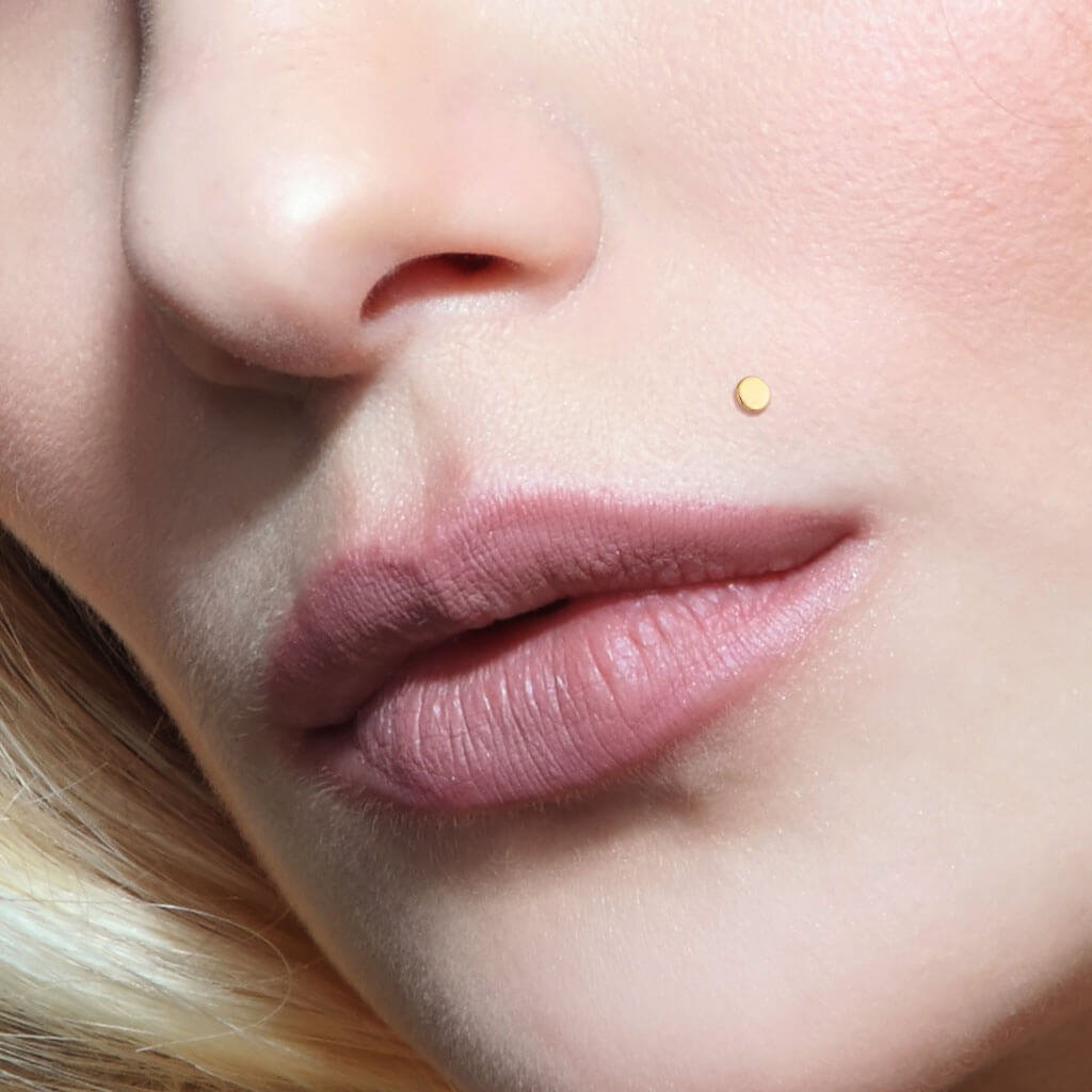 Solid Gold 14 Carat Labret Round Flat Push-In