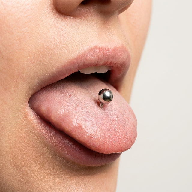 Zungenpiercing – Barbell mit Kugel
